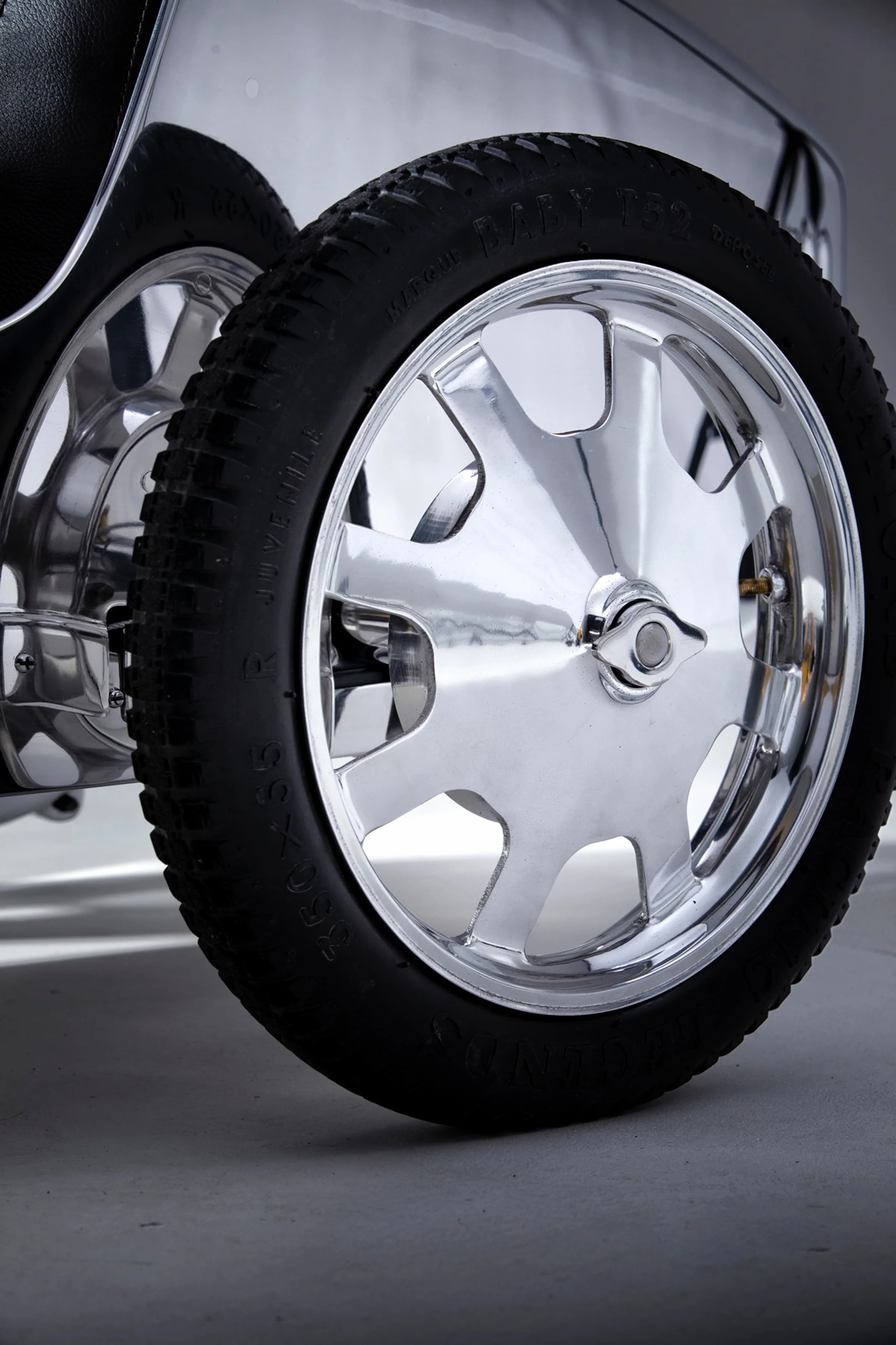 BUGATTI BABY T52 SILVER LEGENDS EDITION - Image 9