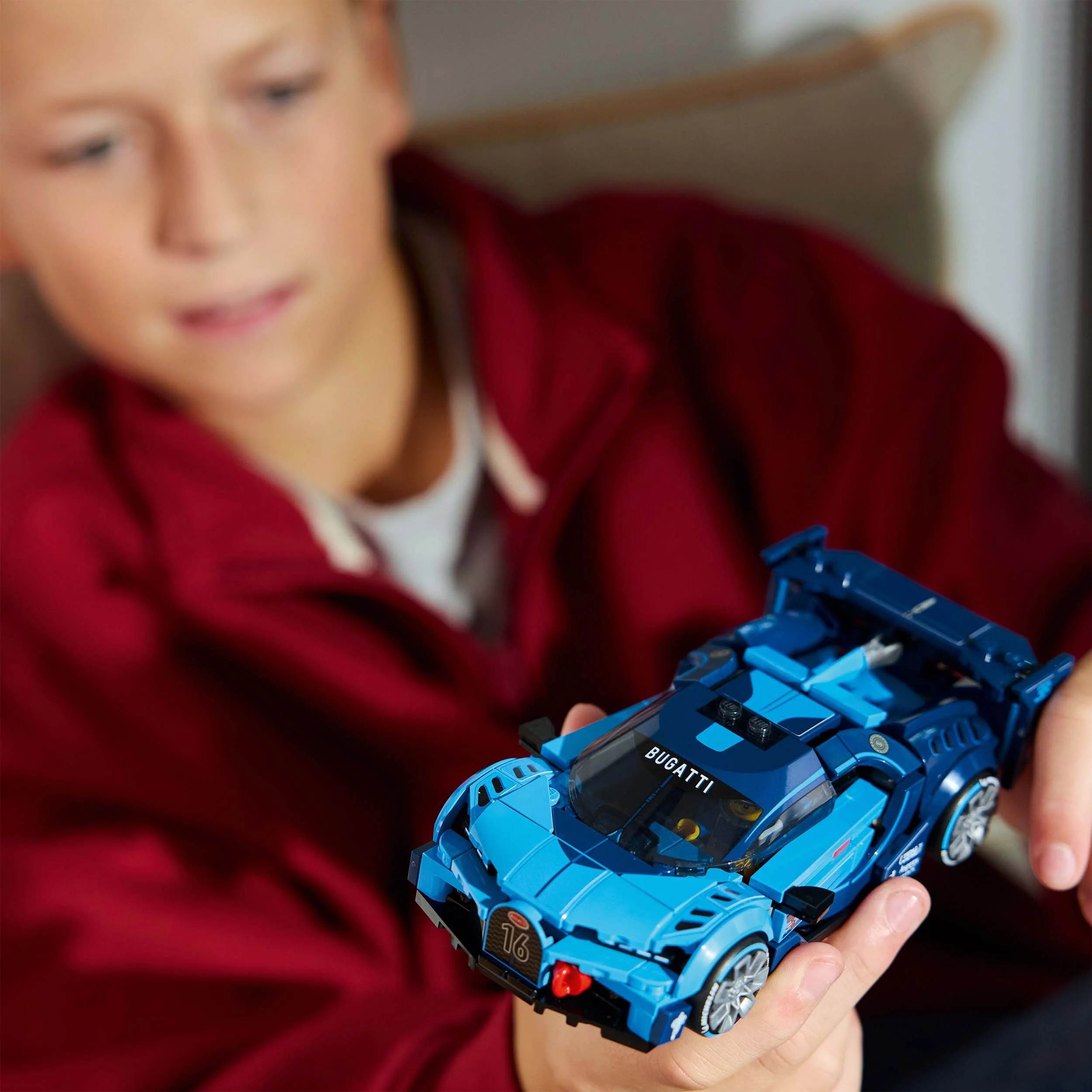LEGO ®️ Speed Champions Bugatti Vision Gran Turismo - Image 6